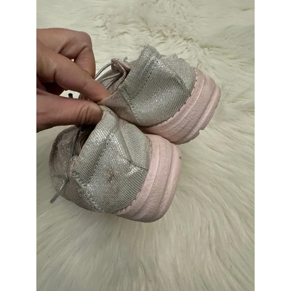 Pale pink‎ sparkle hey dude size 9 GUC